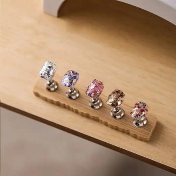 Professional Manicure Holder Manicure Design Practice Tool Log Base False Nail Holder Nail Effect Display Base Nail Tip Holder