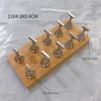 Professional Manicure Holder Manicure Design Practice Tool Log Base False Nail Holder Nail Effect Display Base Nail Tip Holder