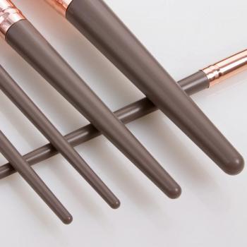 Fluffy Make Up Brushes Cosmetic Kit Custom Logo Vendors 16pcs Black Professional Makeup Brush Set Wholesale
