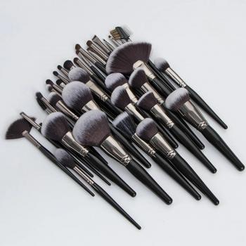 High End Black Luxury 36pcs Custom Logo Cosmetic New Makeup Brush Kit Wooden Handle Professional Make Up Buffer Brushes Set