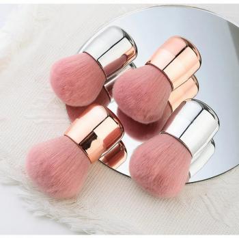customized LOGO Nail Cleaning Dust Brush gold Silver Premium Synthetic hair pink can be factory wholesale nail brush