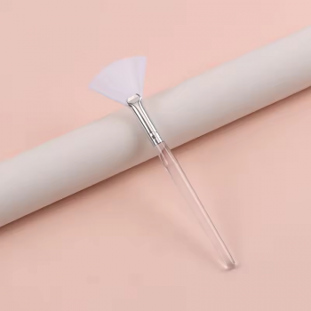 Private Label Fan Facial Applicator Brush Soft Acid Applicator Brush Cosmetic Makeup Applicator Tools with clean plastic handle